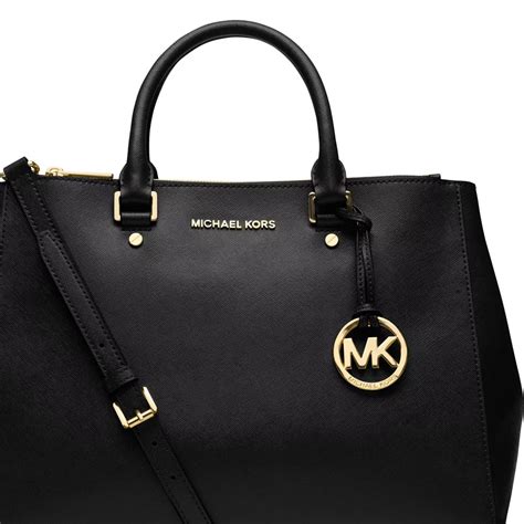michael kors purse sets off alarms